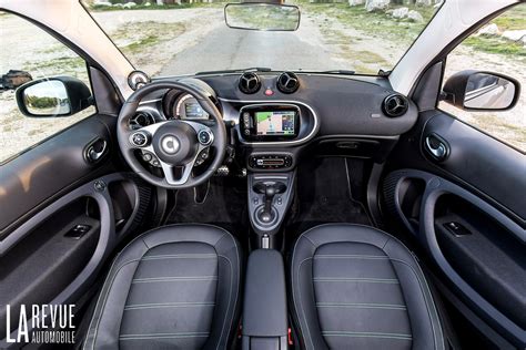 smart for two interni pelle cartier|Smart ForTwo EQ Parisblue ed EQ Cabrio Suitegrey: le special .